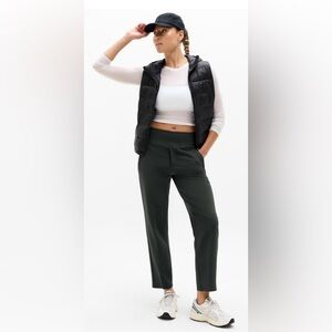 NWT- Athleta Endless High Rise Pant in Elm